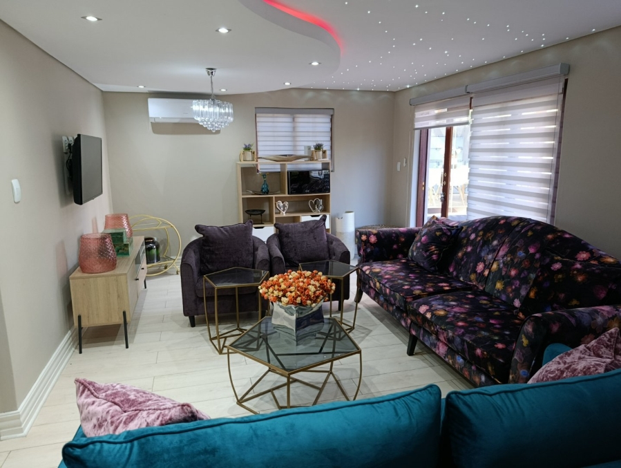 5 Bedroom Property for Sale in Heuwelsig Free State